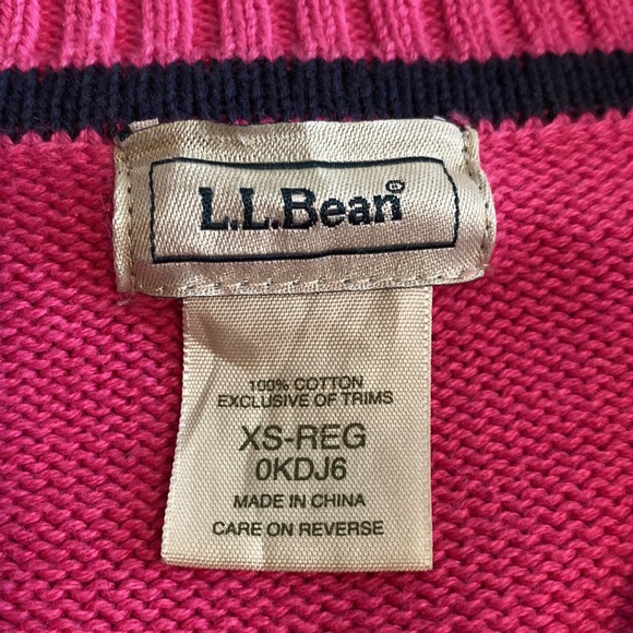 L. L. Bean 100% cotton Shawl Collar horn toggles and loop Candy pink Barbie XS - Picture 4 of 15